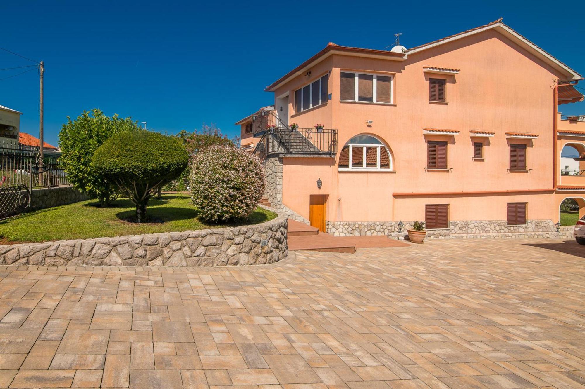 Apartments Prendivoj Malinska Exterior foto